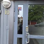 Kirkkokatu 10, Ilmainen Kadunvarsipysaekoeinti Daire