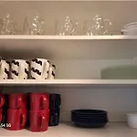 Kirkkokatu 10, Ilmainen Kadunvarsipysaekoeinti *