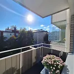 Kirkkokatu 10, Ilmainen Kadunvarsipysaekoeinti Daire