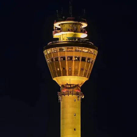 Kirkkokatu 10, Ilmainen Kadunvarsipysaekoeinti Apartment