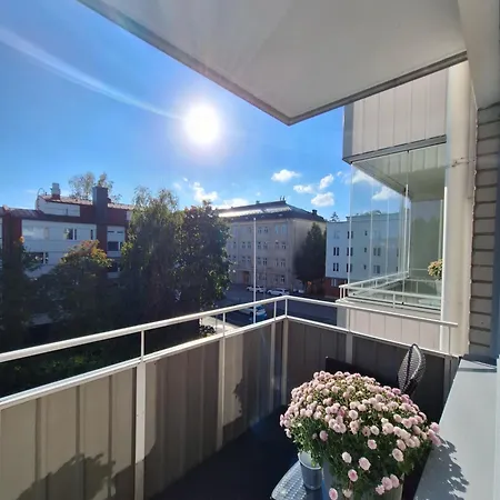 Kirkkokatu 10, Ilmainen Kadunvarsipysaekoeinti Apartment