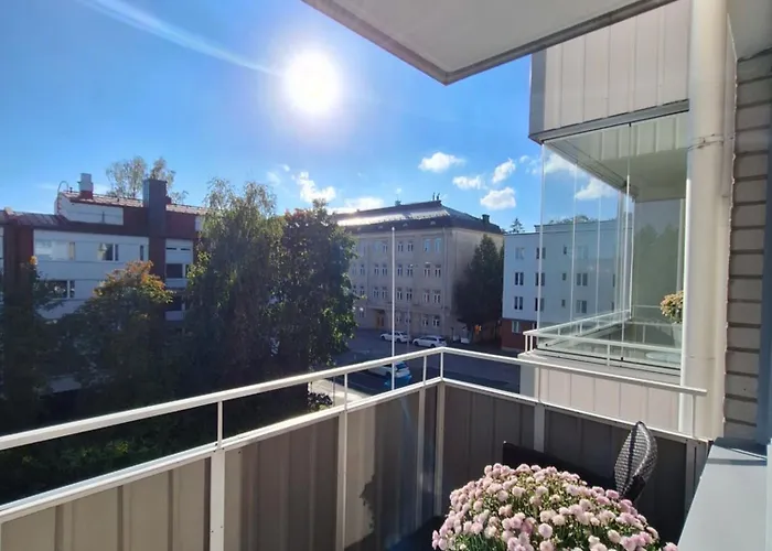 Kirkkokatu 10, Ilmainen Kadunvarsipysaekoeinti شقة